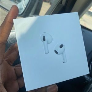 AirPods gen 3